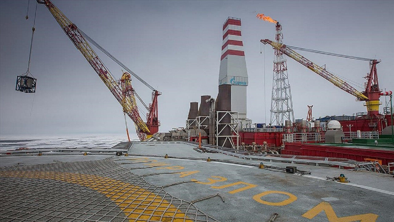 Washington Post araştırması: Yasaklı Rus petrolü Pentagon tedarik zincirinde kullanılıyor