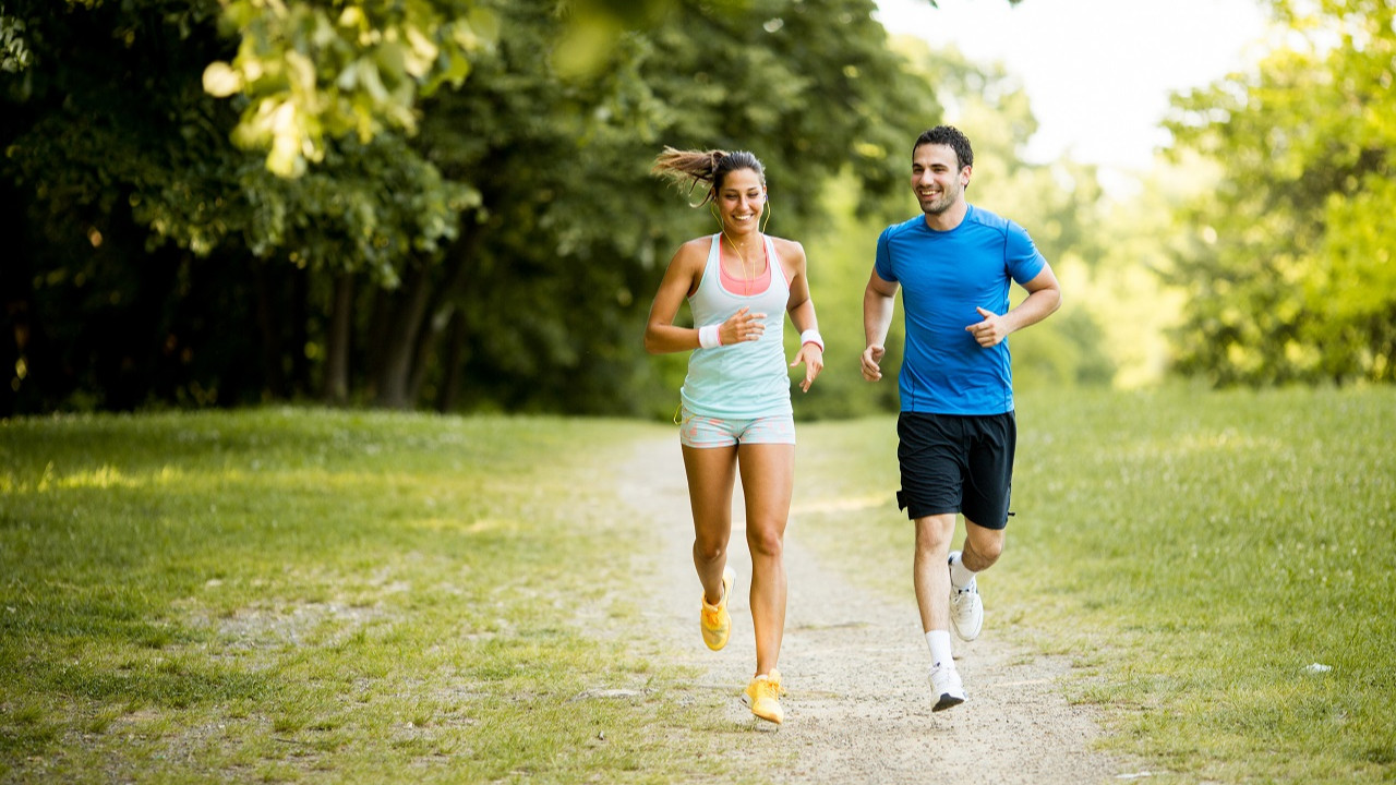 NYT sağlığa etkilerini yazdı: Koşmak vs. yürümek