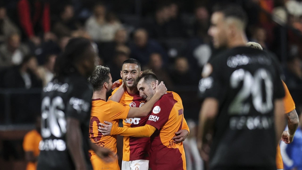 Galatasaray Pendik deplasmanında 3 puanı 2 golle aldı