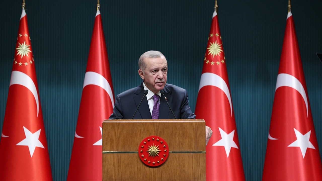 Erdoğan'dan asgari ücret mesajı: İşçilerimizin onayını alacak, işverenlerimizi de yormayacak