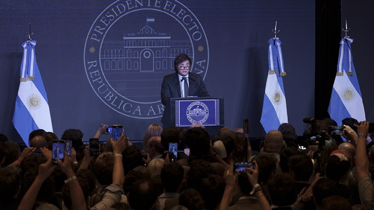 New York Times yazdı: Arjantin'in yeni lideri kemer sıkmaya başladı