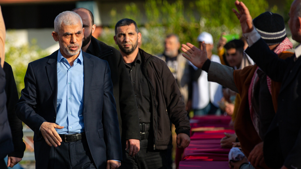 Hamas lideri İsrail’in kıskacından kurtuldu