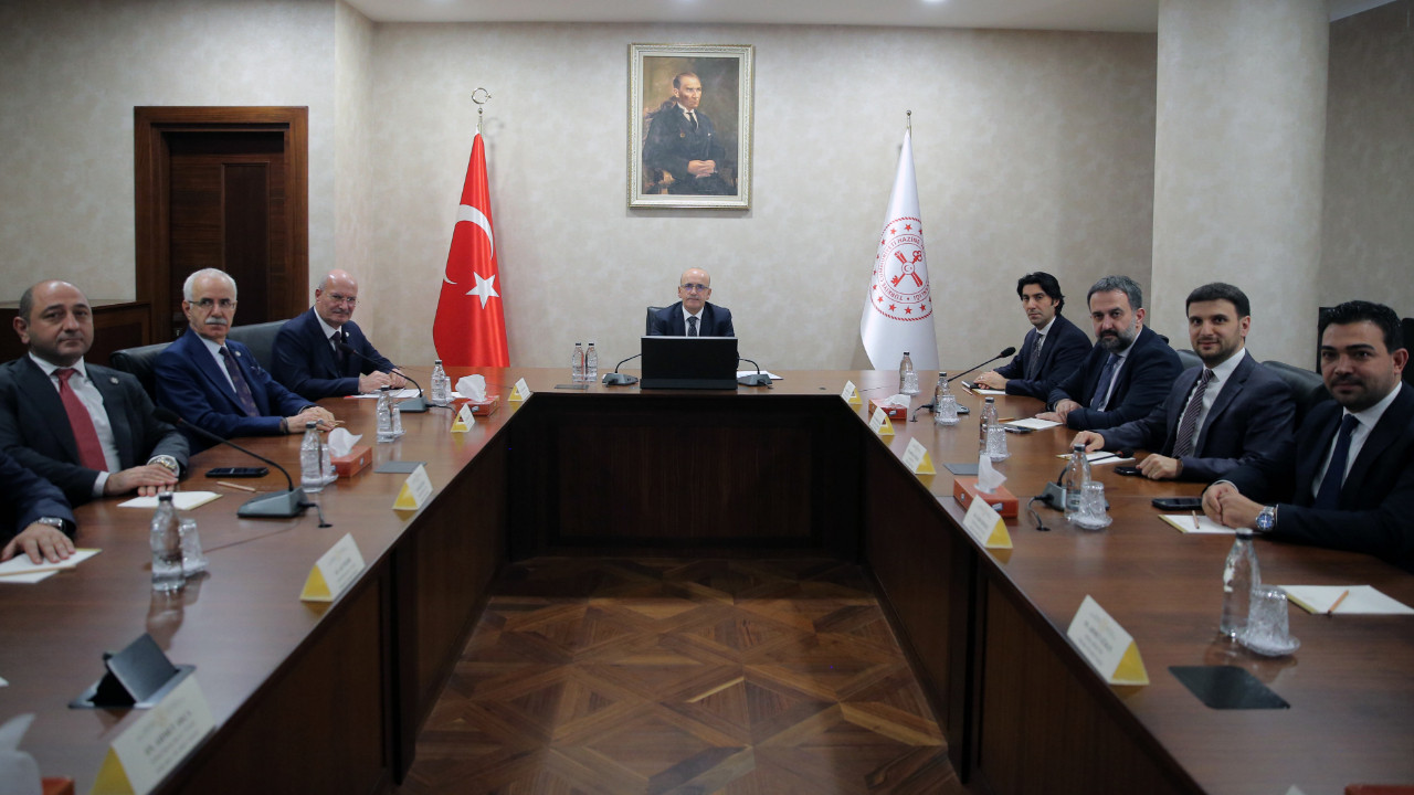 ATO heyeti Bakan Mehmet Şimşek'le görüştü: Farklı KDV oranları reel sektörü zorluyor