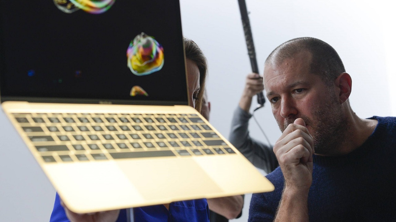 iPhone tasarımcısı ve OpenAI CEO'su güçlerini birleştirdi: Apple çalışanlarını da işe alıyorlar