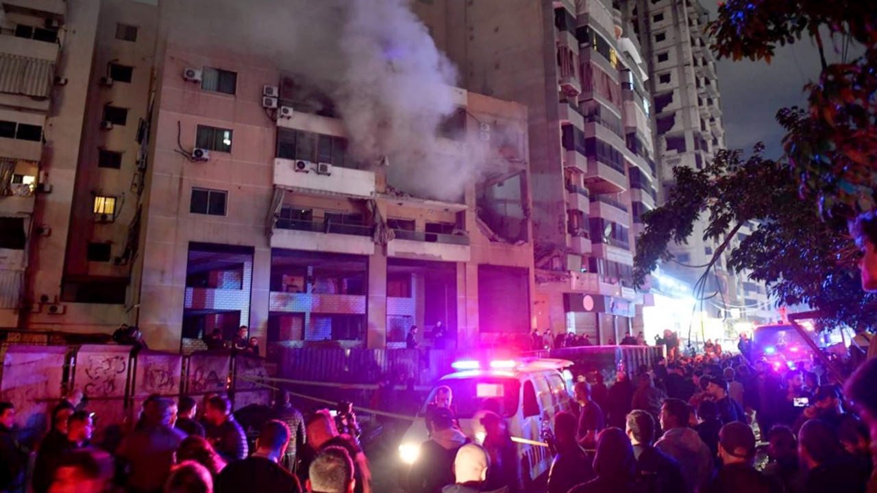 Beyrut'ta şiddetli patlama