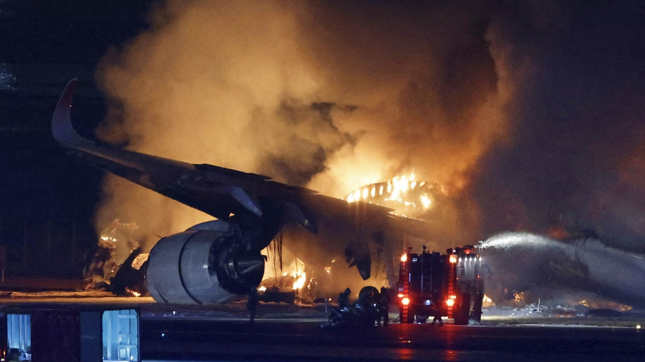 Tokyo'daki uçak kazasında pist araştırılıyor: Haftalar önce uyarı yayınlandı