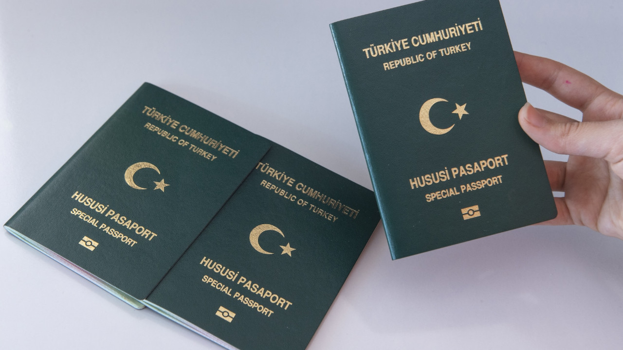 Gazetecilere yeşil pasaport teklifi Meclis'te