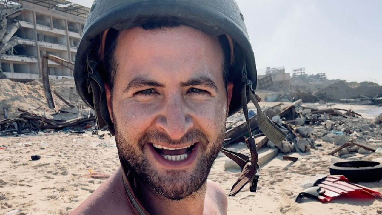 İsrail ordusu Gazze’ye komedyen Guy Hochman'ı götürdü