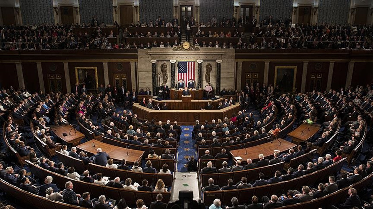 ABD Senatosu'nda bu hafta: Sınır güvenliği ile Ukrayna ve İsrail'e yardımı içeren paket görüşülecek