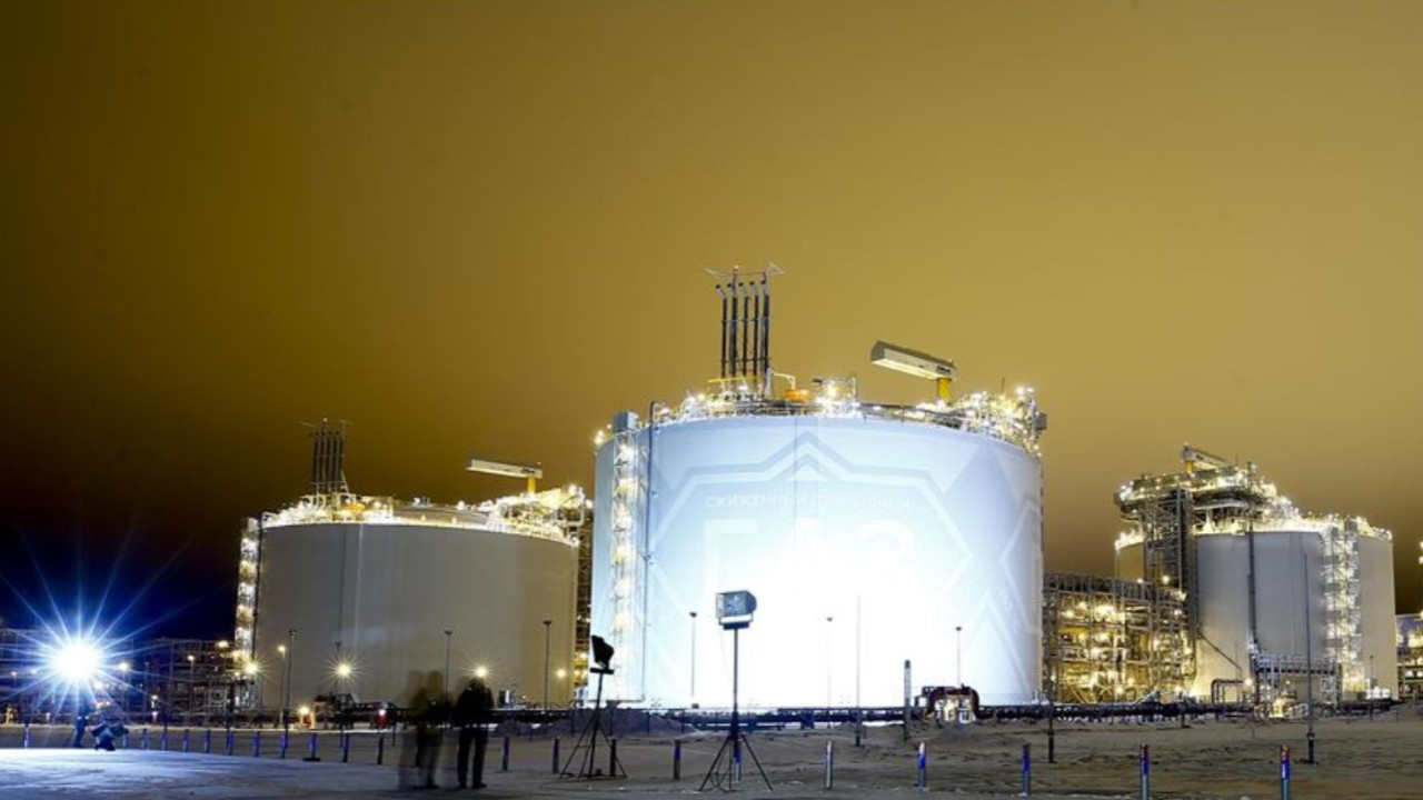 Rus enerji devi yangın nedeniyle Baltık Denizi’ndeki tesisinde üretimi durdurdu