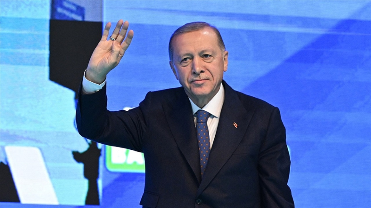 Cumhurbaşkanı Erdoğan: Önümüzdeki ay kamuya 35 bin sağlık personeli daha alıyoruz
