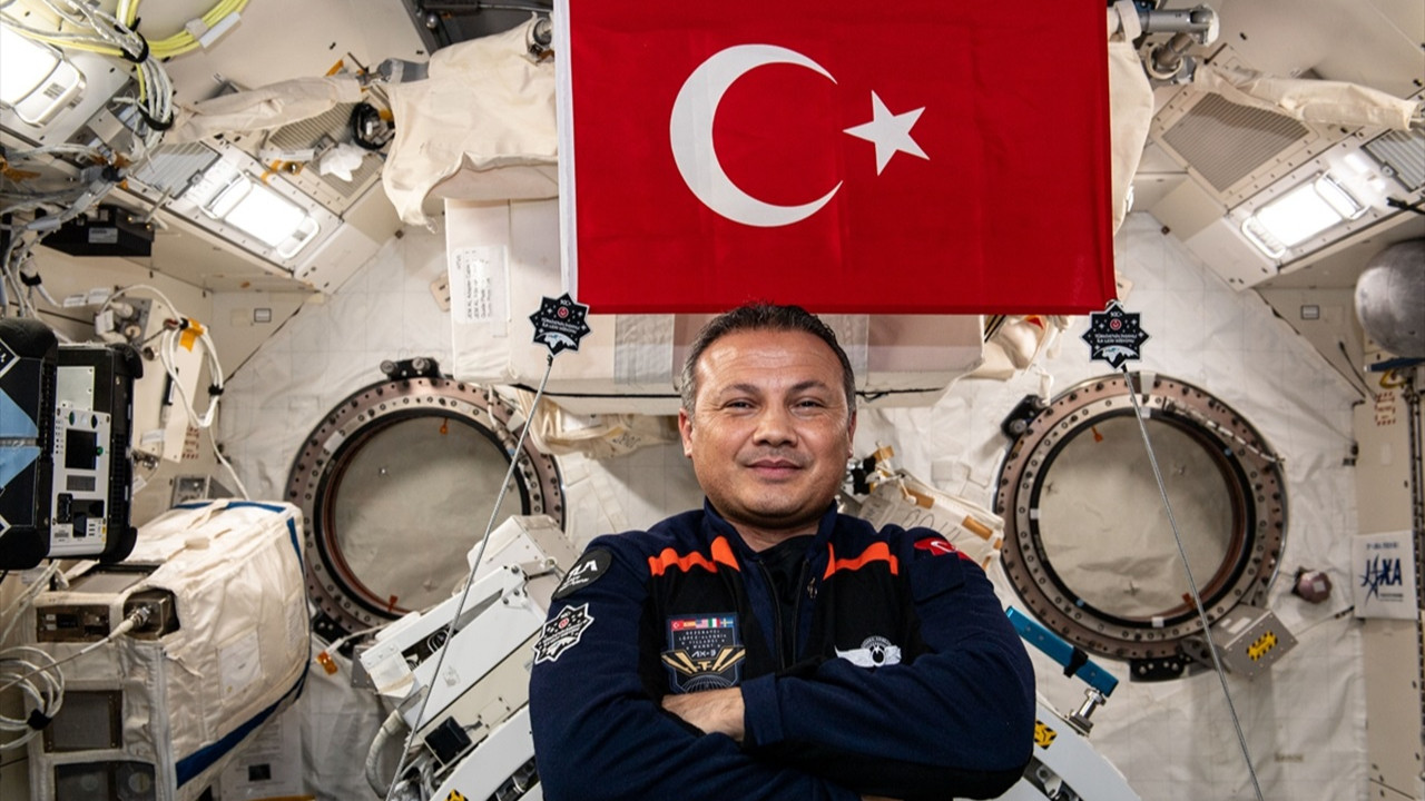 Astronot Alper Gezeravcı: Kendimi milletimizin uzaya erişen eli olarak görüyorum