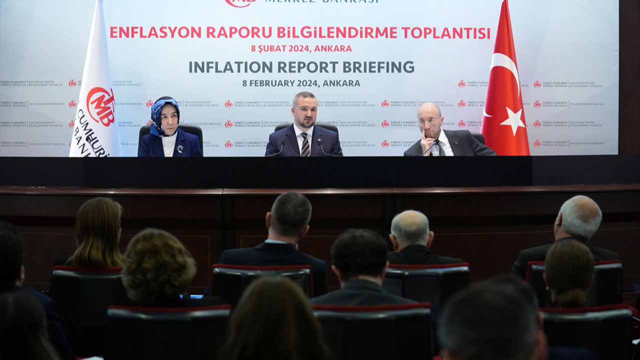 Merkez Bankası Başkan Yardımcısı Cevdet Akçay'dan oksimoron çıkışı