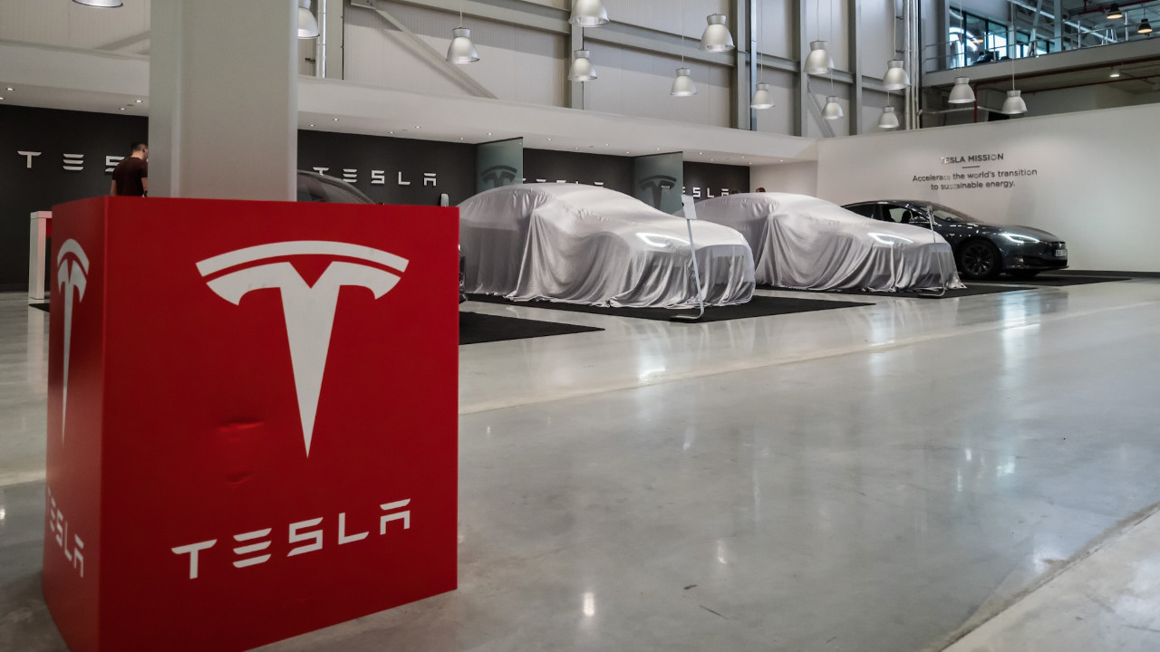 Tesla çalışanları ne kadar maaş alıyor?