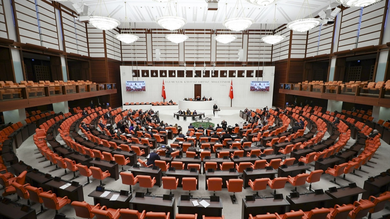 TSK personeline ilişkin kanun teklifi Meclis'ten geçti
