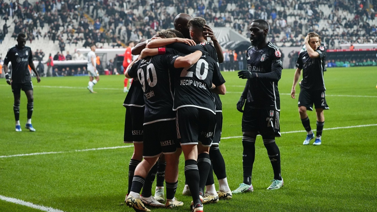 Konyaspor'u iki golle geçti: Beşiktaş kupada yarı finalde