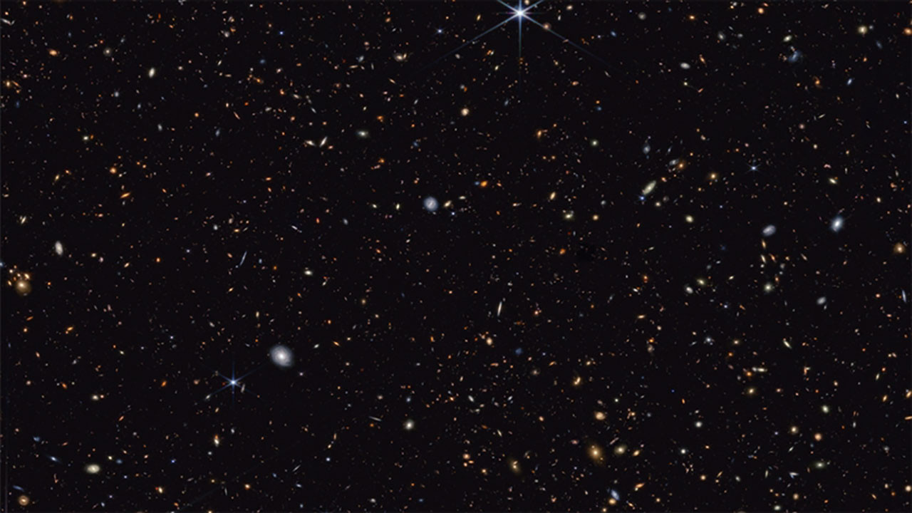 Evren oluşum kuramlarını değiştirebilir: En eski ölü galaksi fotoğraflandı
