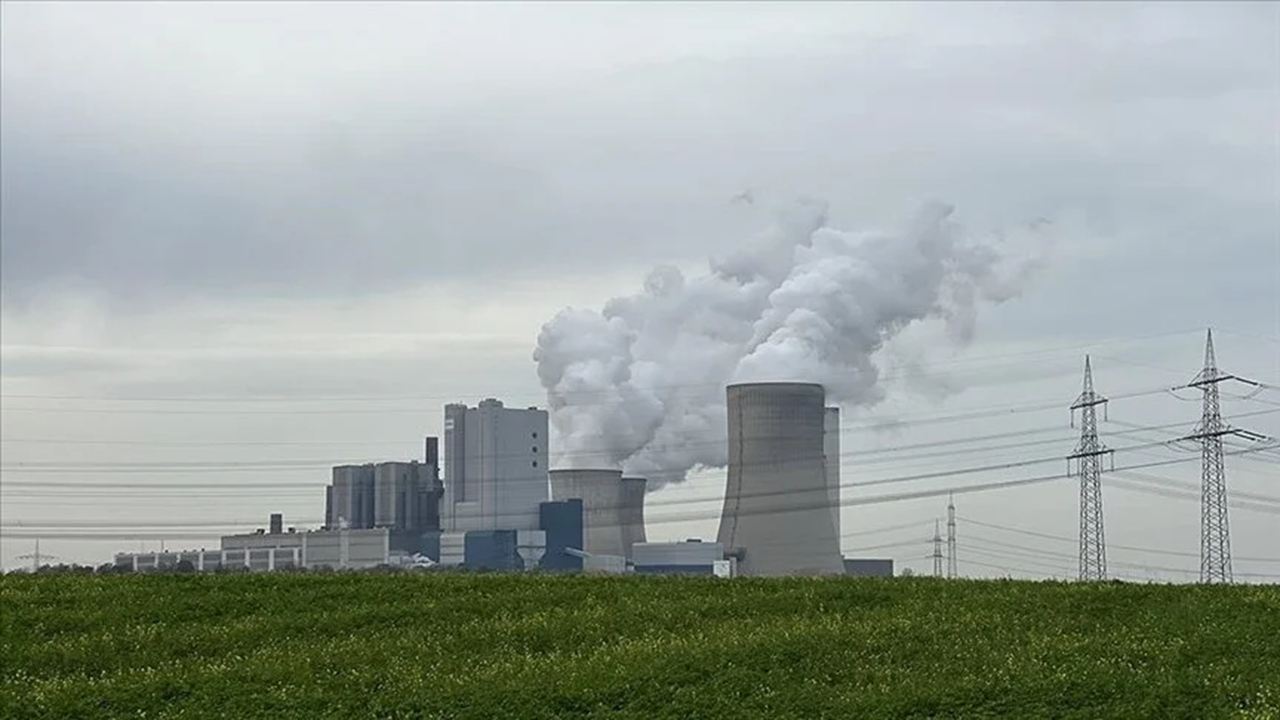 Kapatılacak kömür santralleriyle 1,4 milyar ton karbon emisyonu engellenecek