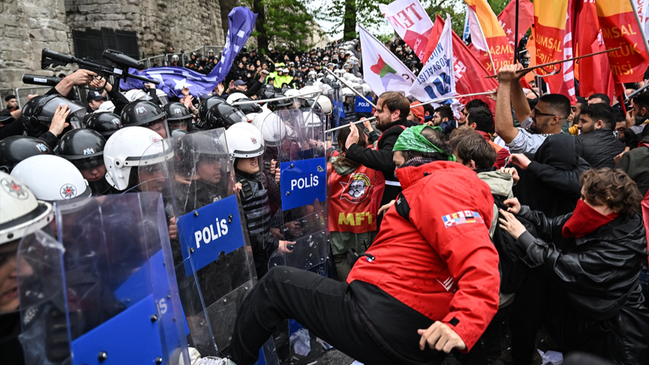 Taksim yasağının gölgesinde 1 Mayıs: Dakika dakika İstanbul'da yaşananlar