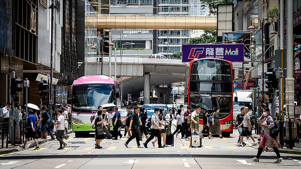 Hong Kong son 140 yılın en sıcak nisan ayını yaşadı