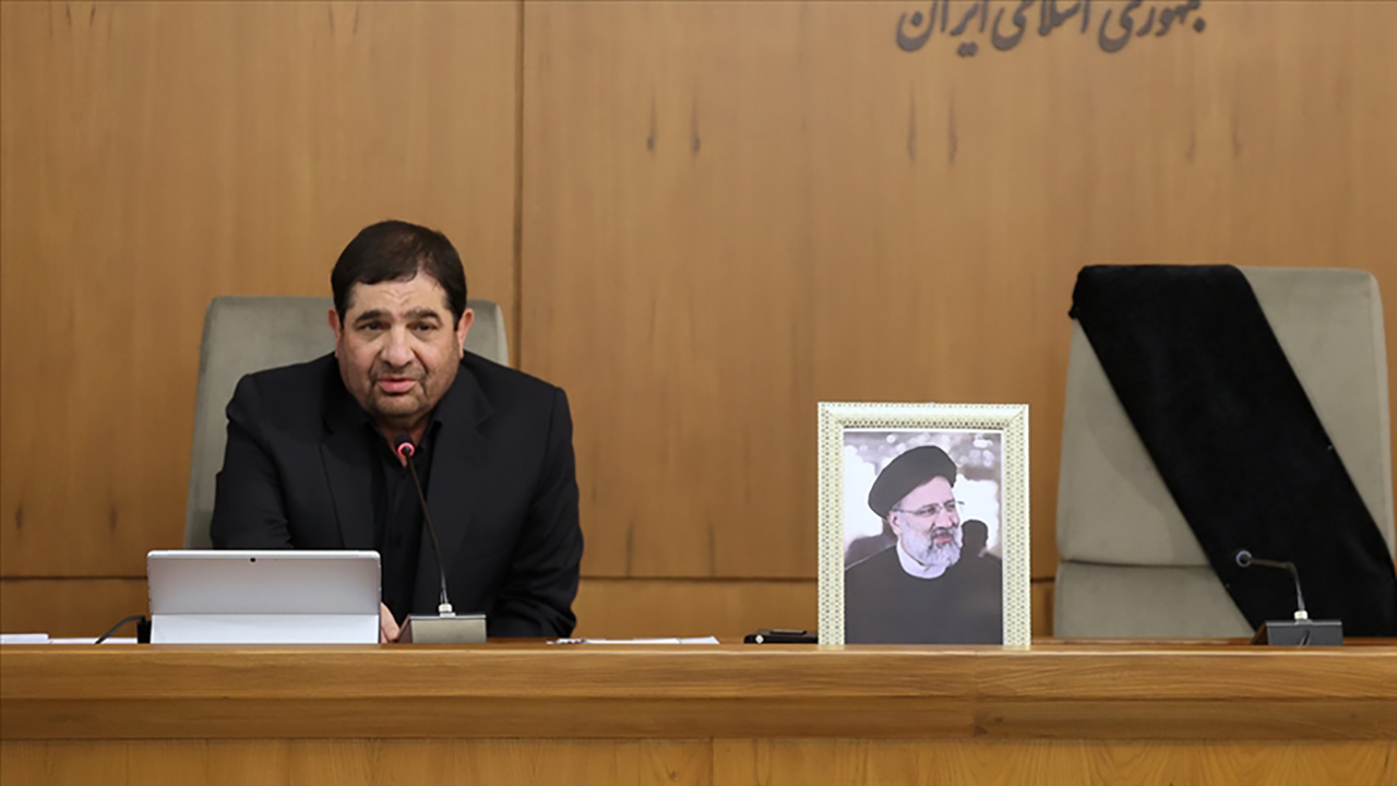 İran'ın geçici Cumhurbaşkanı Mokhbe: Yaşanan olay, yönetimde boşluk meydana getirmeyecektir