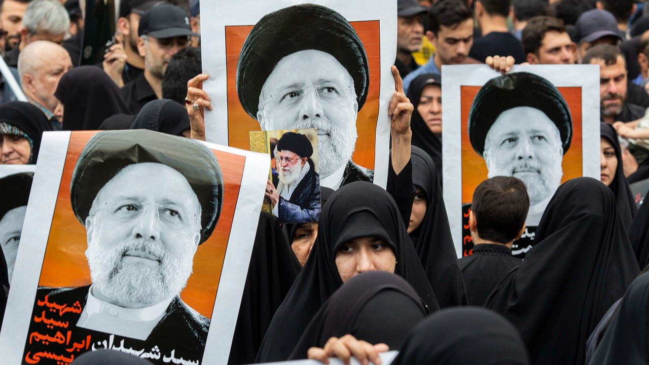 New York Times yazdı: Seçimler İran yöneticileri için zorlu bir sınav olacak