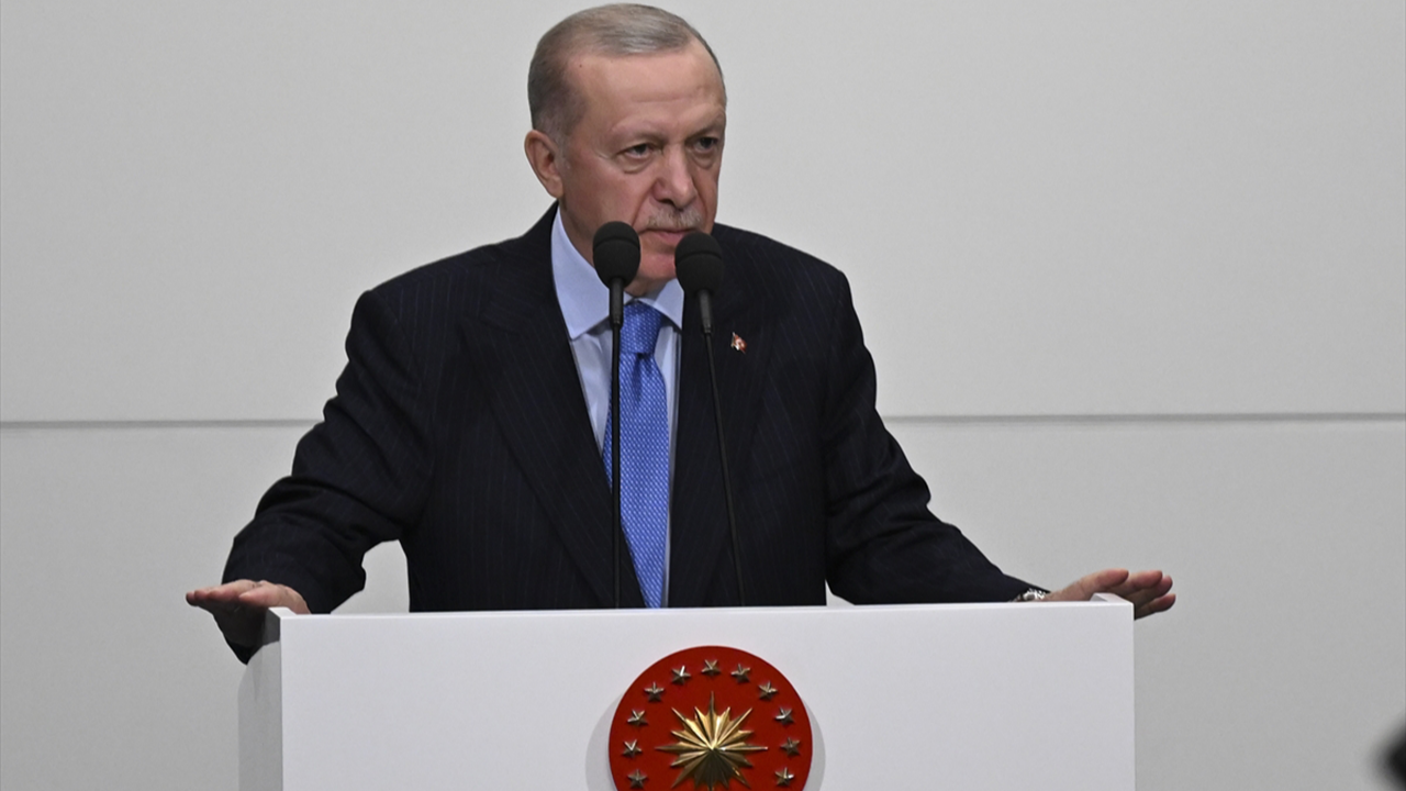 Erdoğan: Hiçbir kurum savurganlık içinde olamaz