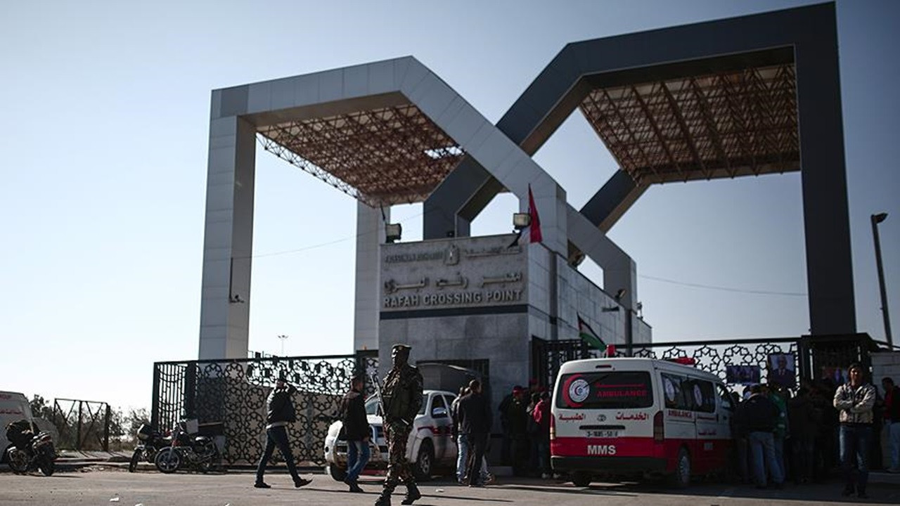 İsrail medyası: Tel Aviv ile Kahire anlaştı, Refah Sınır Kapısı yeniden açılıyor