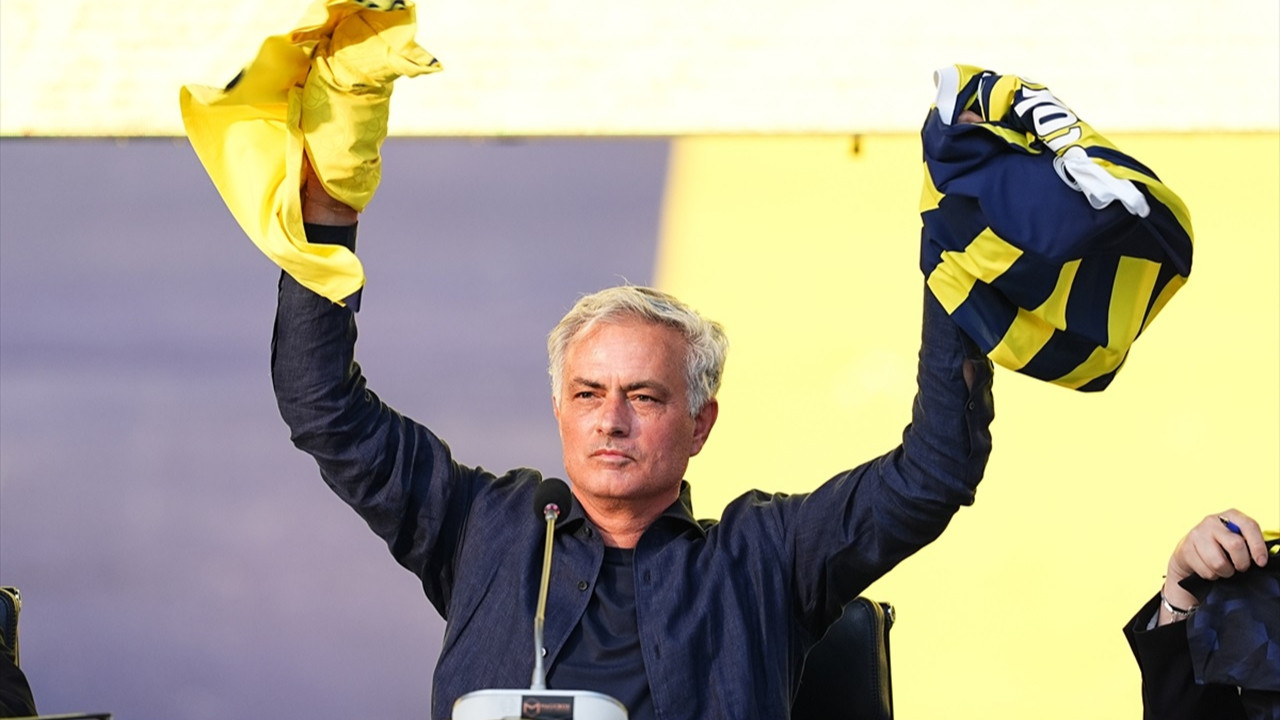 Fenerbahçe'nin yeni teknik direktörü Mourinho: Avrupa'da üç kupayı kazanan tek isim