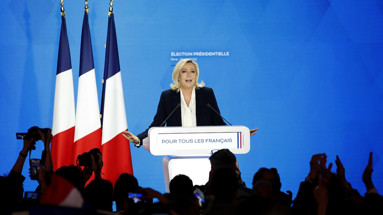NYT Fransa seçimlerini yazdı: Sağ ilk kez iktidarın eşiğine geldi