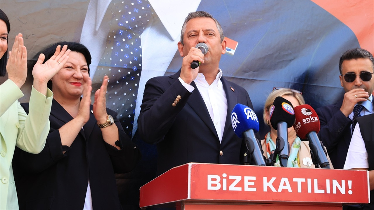 CHP Genel Başkanı Özel: Ya asgari ücrete zammı verecekler ya da söke söke alacağız