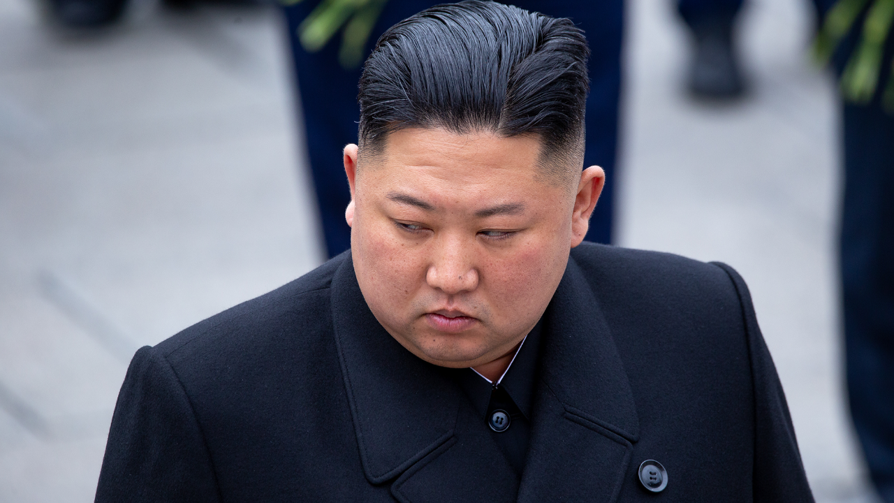 Kim Jong-Un'dan gerilimi artıracak hamle: Orduyu yeni topçu silahları ile donatın