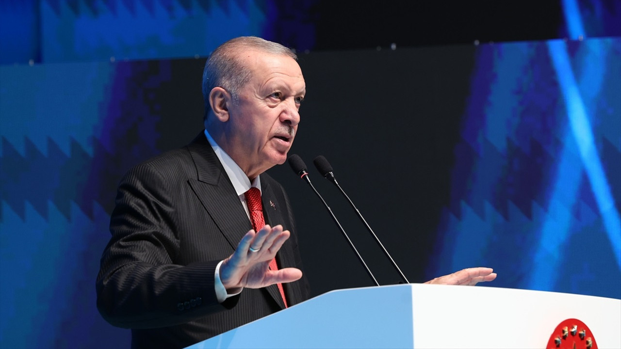 Erdoğan'dan yeni müfredat açıklaması: Çocuklarımızı ufku geniş, çağın becerileriyle yetiştireceğiz