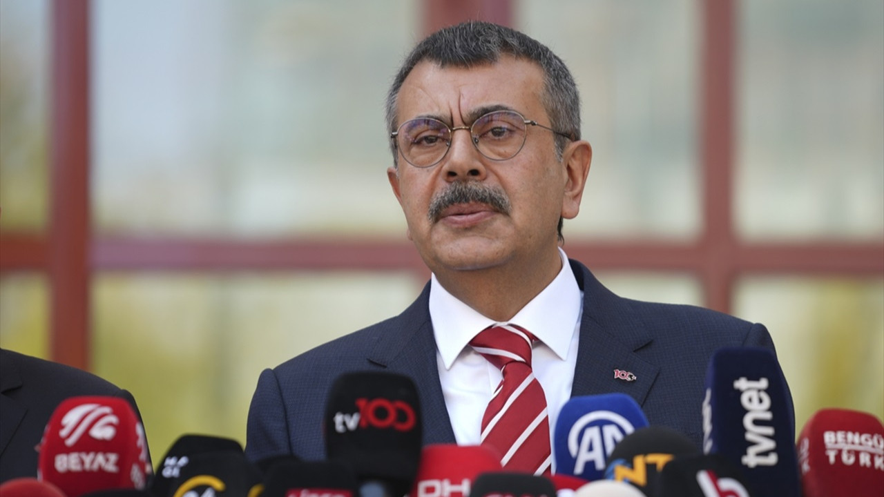 Bakan Tekin'den kayıt parası yanıtı: Merkezi bir yerleştirme var, okul hangi gerekçeyle ücret isteyebilir?