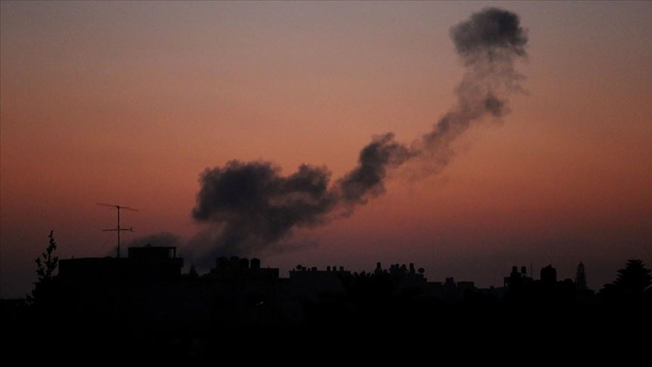 Esad'ın devrilmesinin ardından: İsrail'den Suriye'ye 48 saatte 500'ü aşkın hava saldırısı