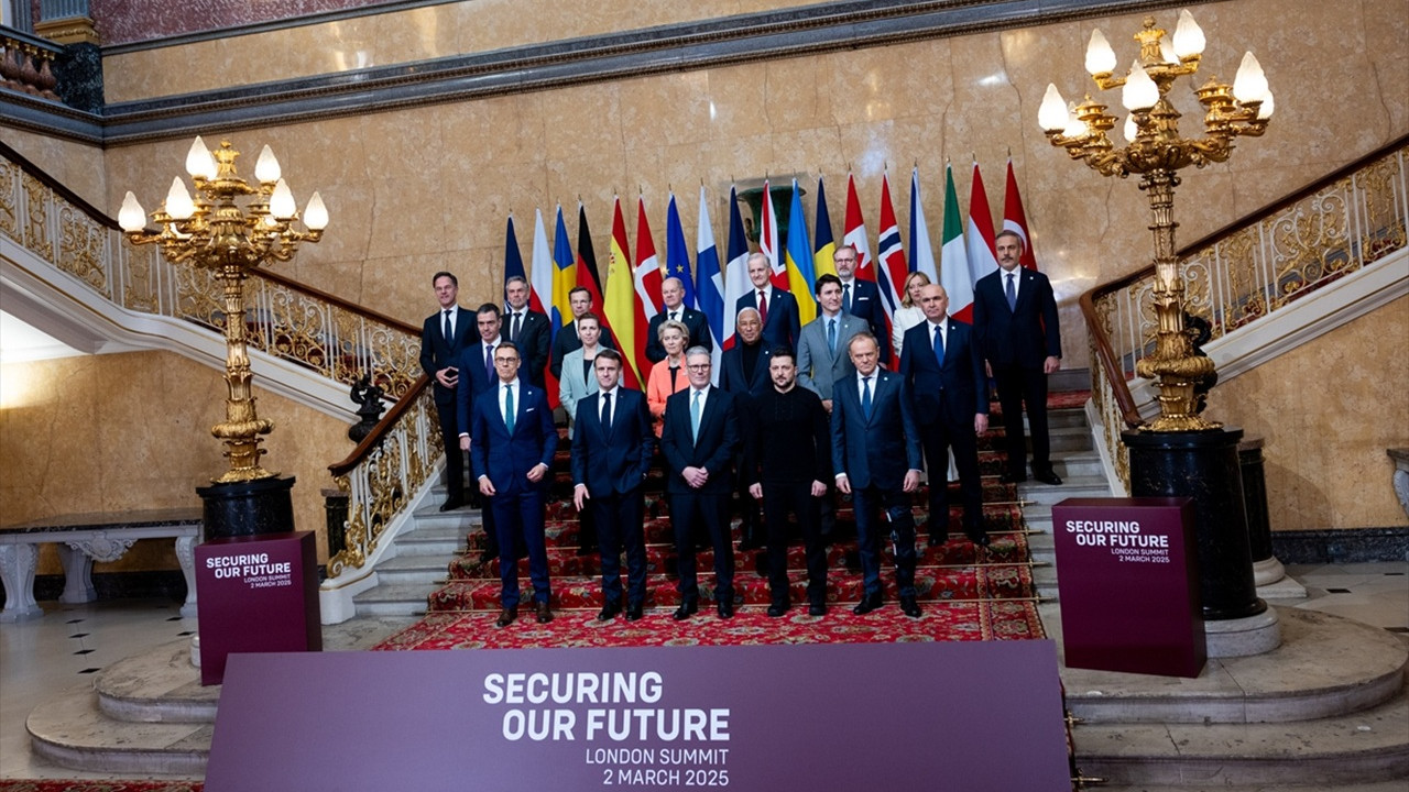 Avrupalı liderler Londra'da bir araya geldi: Ukrayna zirvesinden 'barış koalisyonu' kararı çıktı