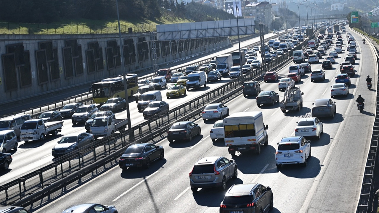 İstanbul'da bazı yollar trafiğe kapatılacak