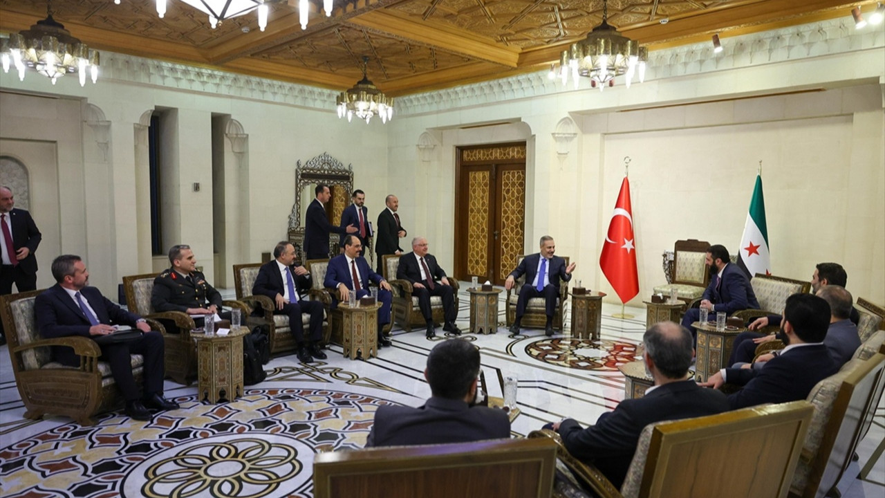 Suriye'ye üst düzey ziyaret: Fidan, Güler ve Kalın, Şam'da Şara ile görüştü
