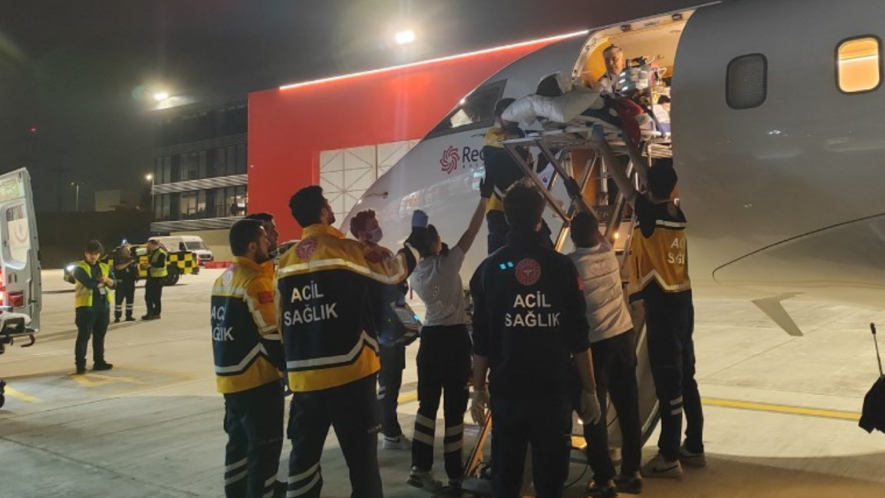 Kuzey Makedonya'da yangın faciası: 9 yaralı Türkiye'ye getirildi