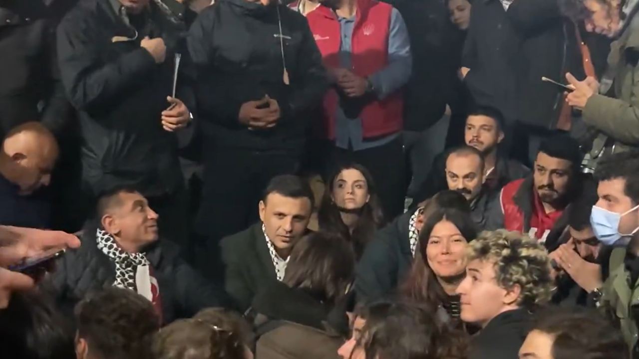 Tünel'de polis barikatı: CHP'nin Filistin yürüyüşüne izin verilmedi