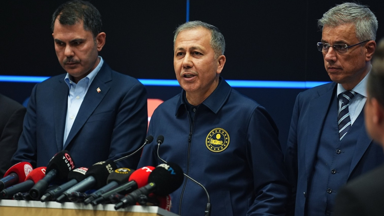 İstanbul'da 127 artçı deprem yaşandığını belirten İçişleri Bakanı Yerlikaya: Can kaybı veya yaralanan vatandaşımız yok