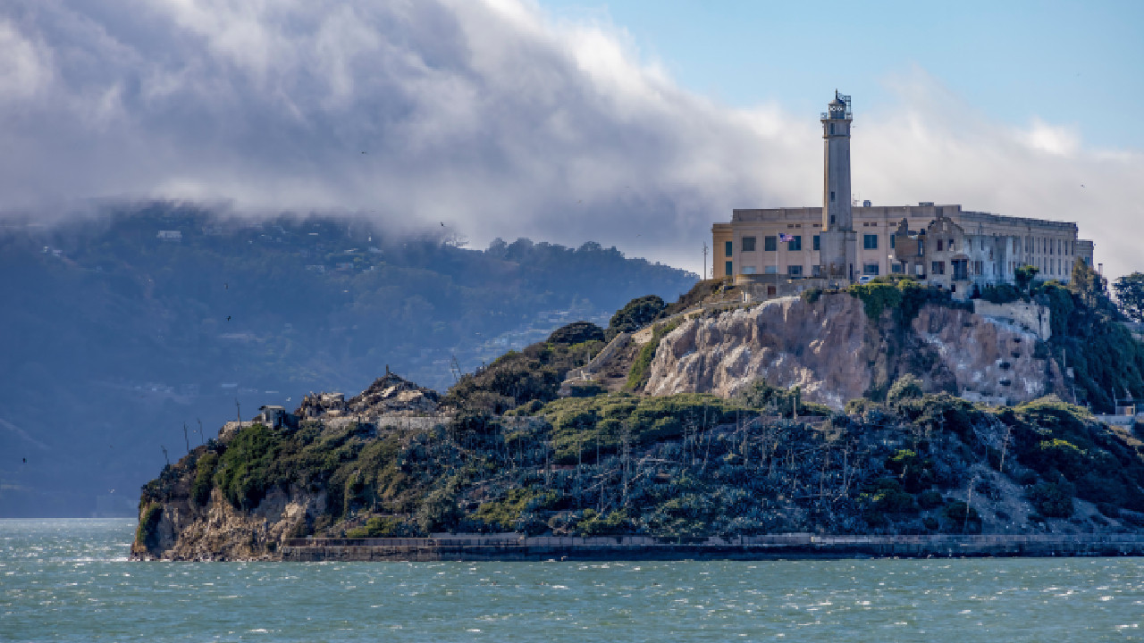 Trump, Alcatraz Hapishanesi'nin yeniden açılması için talimat verdi