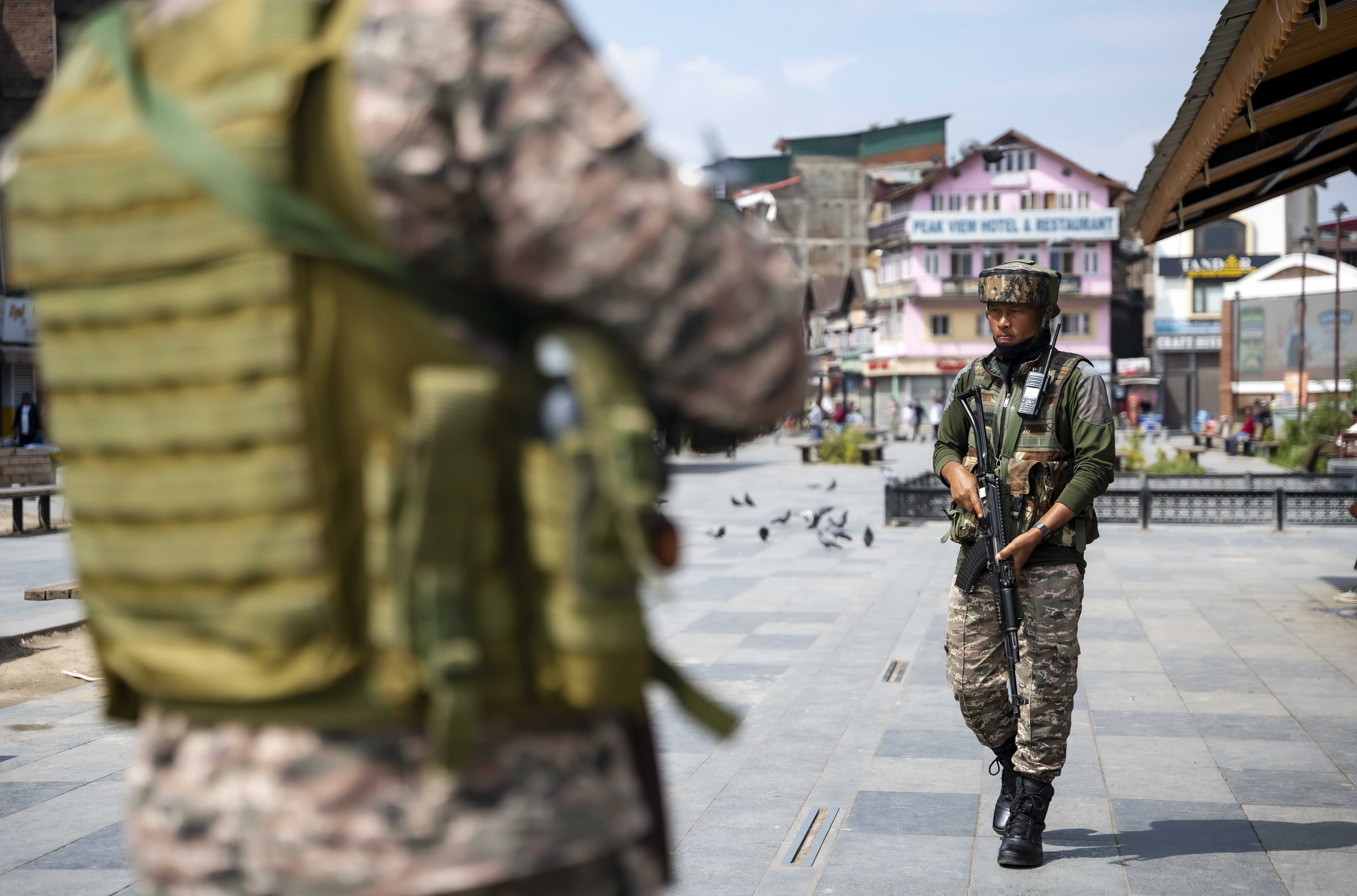 Üç soruda Hindistan-Pakistan çatışmaları
