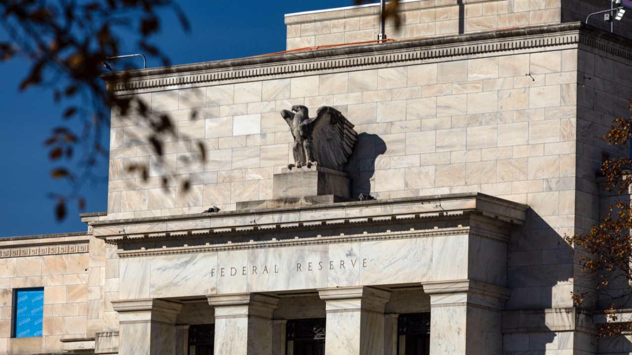 New York Times yazdı: Fed faiz indirimi için neyi bekliyor?