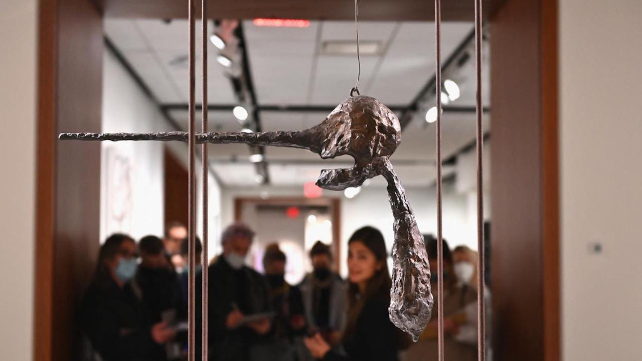 New York Times yazdı: Milyarderlerin heykel savaşı gizemli sanat pazarını ortaya çıkardı