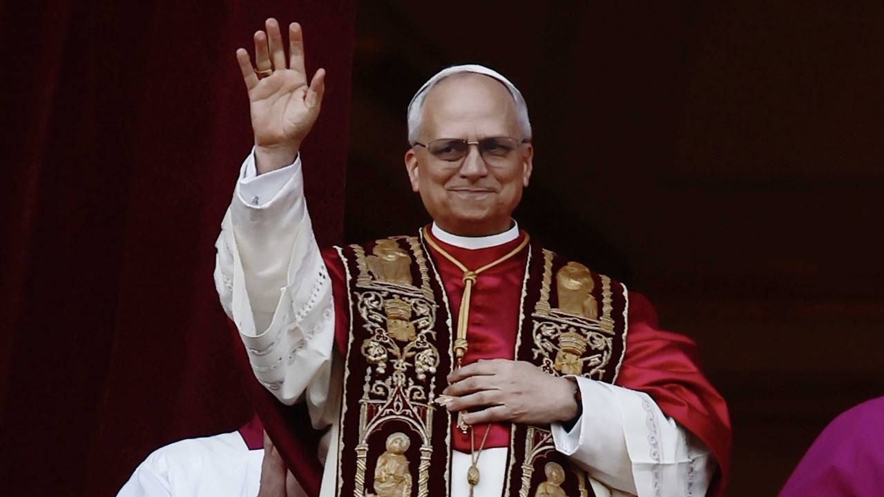 Yeni Papa ilk pazar duasında 'Gazze' dedi