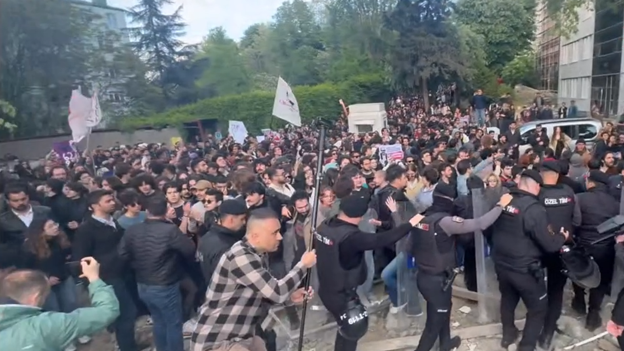 Boğaziçi Üniversitesi’nde Nureddin Yıldız protestosu: 6 öğrenci tutuklandı