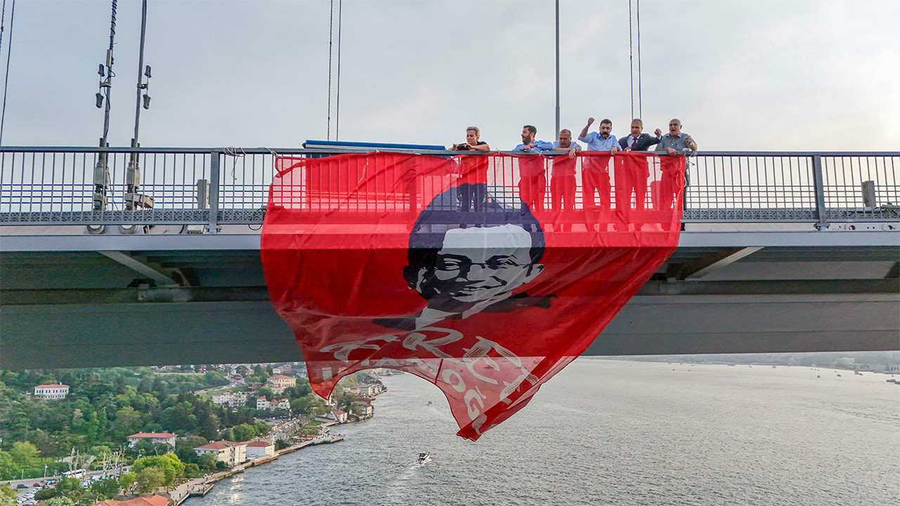 CHP'nin 'Free İmamoğlu' pankartına soruşturma açıldı