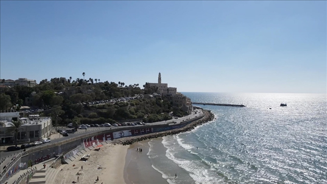 40 bin turist mahsur kaldı: İsrail'den kaçmak isteyenler rotayı Güney Kıbrıs'a kırdı