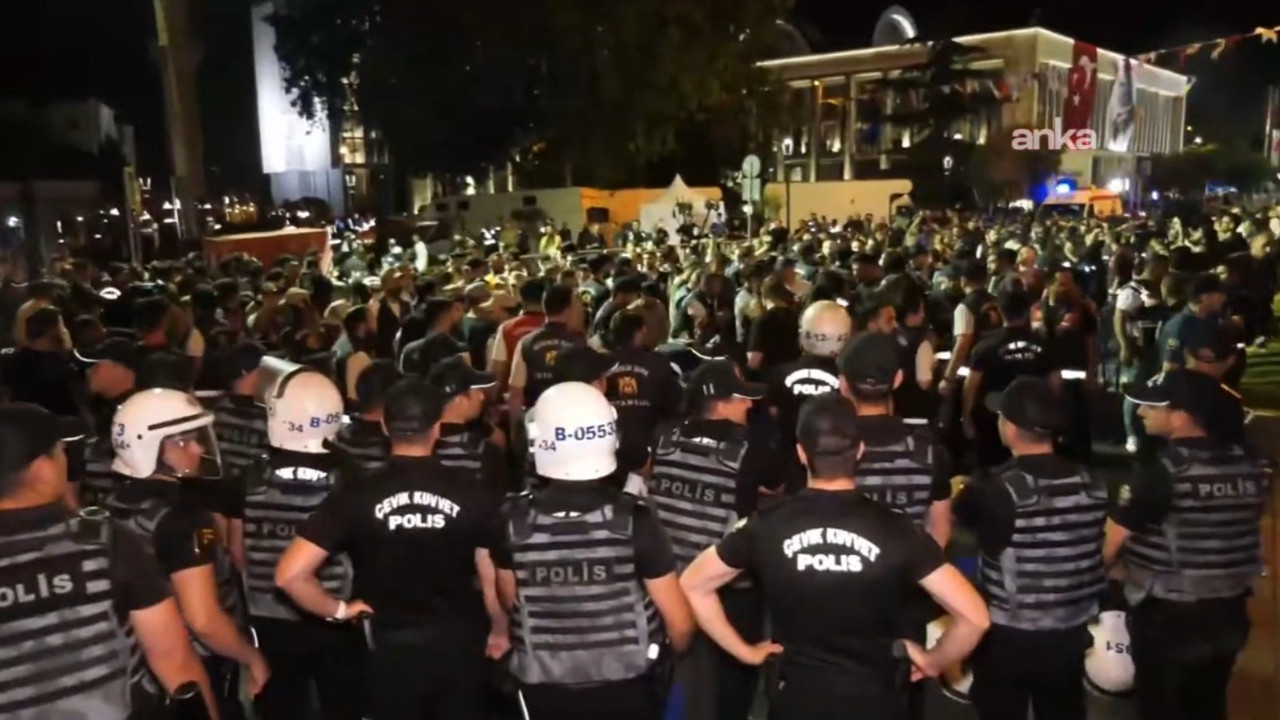 Saraçhane'deki CHP mitinginin ardından Bakan Yerlikaya: 42 kişi gözaltına alındı